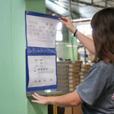 Magnetisch 4-rings presentatie ringband met rand, aluminium, A4, horizontaal