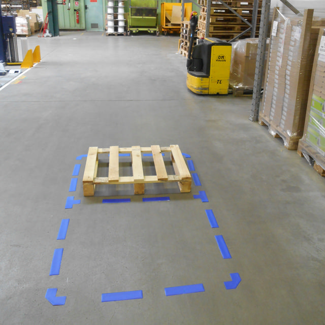 Zelfklevend vloermarkeringssymbool, Streep