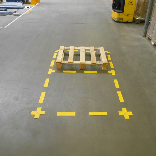 Zelfklevend vloermarkeringssymbool, Streep