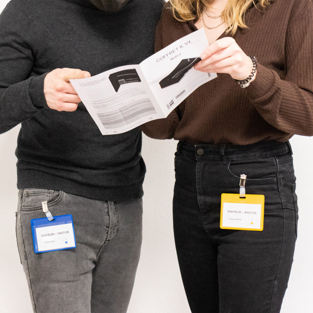 Bezoekers naambadge set, PVC, met clips en insteekkaarten, horizontaal