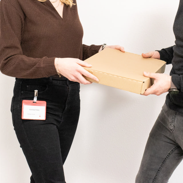 Bezoekers naambadge set, PVC, met clips en insteekkaarten, horizontaal