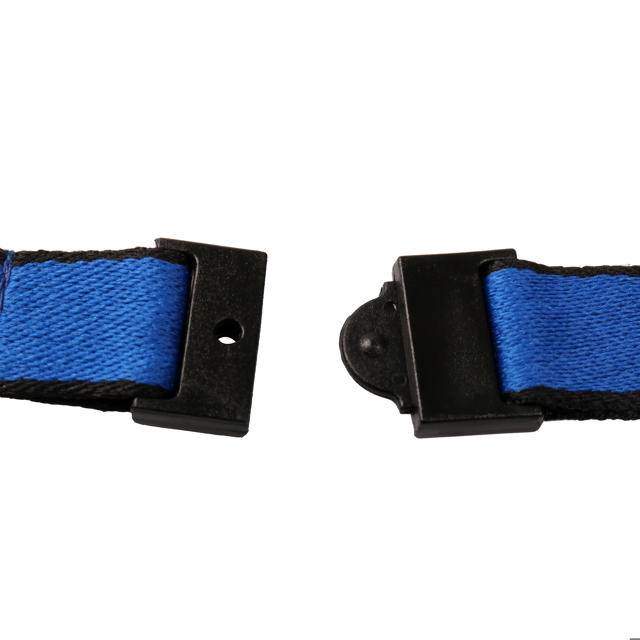 Plat keycord van textiel, met draaihaak en sleutelring